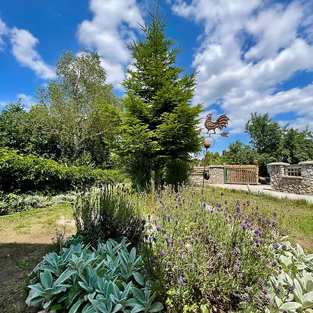 Apartma Quiet Forest Retreat With Pool