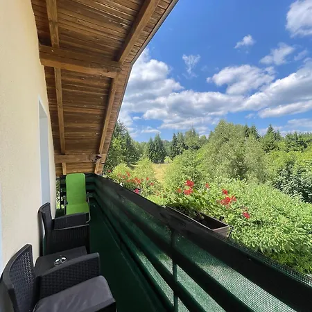 Quiet Forest Retreat With Pool * 보로브니차 지방 자치제