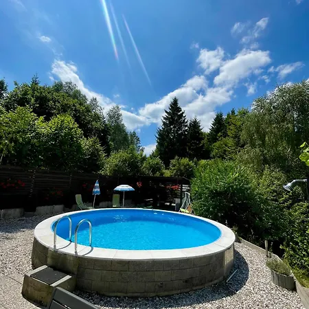 Apartmán Quiet Forest Retreat With Pool Borovnica