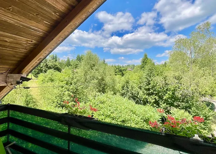 Appartamento Quiet Forest Retreat With Pool *